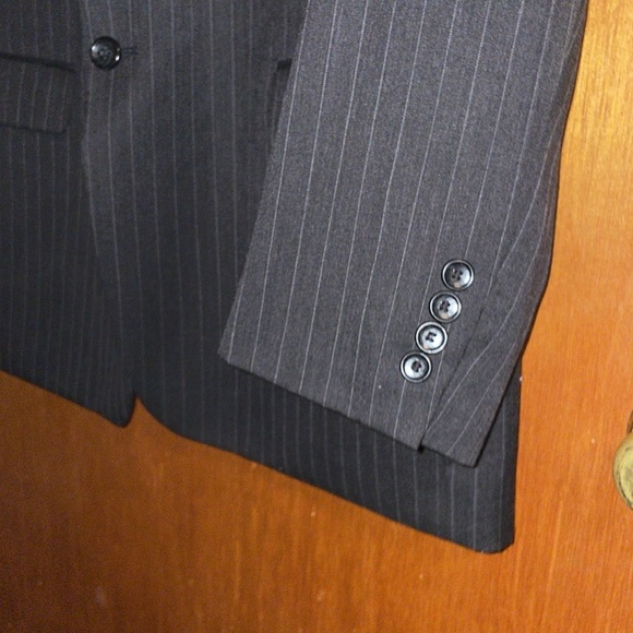 •JONES NEW YORK•100% WOOL CLASSIC MENS PIN STRIPE BLAZER SIZE 46R EUC - Picture 6 of 9